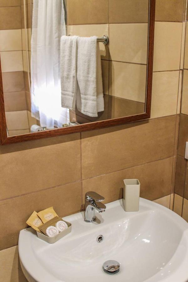 Hotel Alexander House Palermo Esterno foto