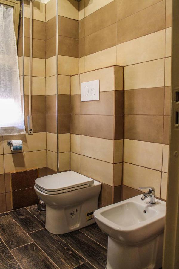 Hotel Alexander House Palermo Esterno foto